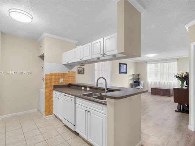 Apartment for sale  Unit #3312 - photo 7524663