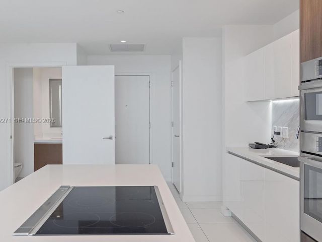 Apartment for sale  Unit #2102 - photo 7488005