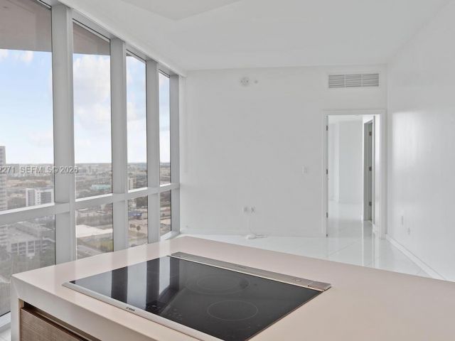 Apartment for sale  Unit #2102 - photo 7488007