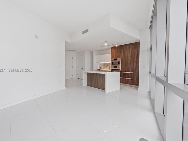 Apartment for sale  Unit #2102 - photo 7488014