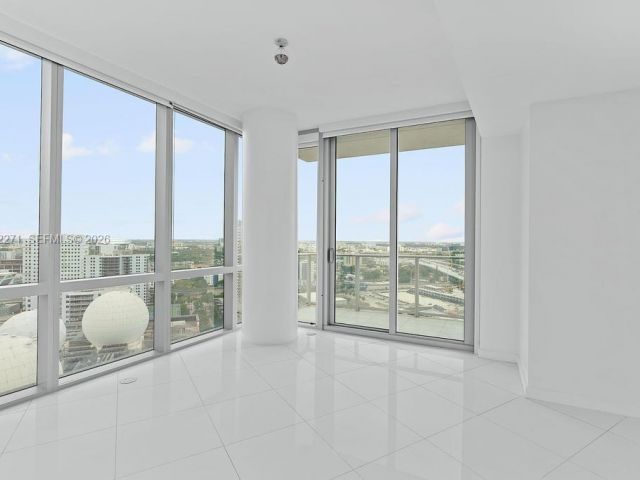 Apartment for sale  Unit #2102 - photo 7488016