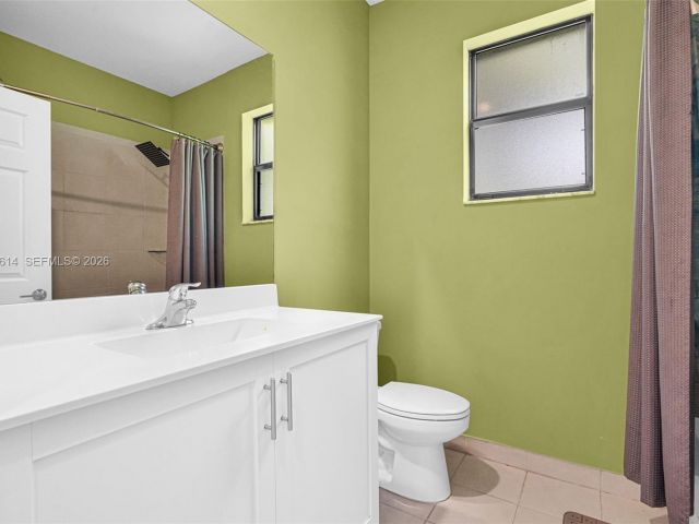 Home for sale at 1901 SW 5th Ct - photo 7482621