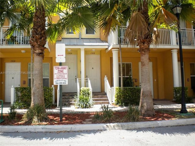 Home for sale at 1308 SW 3rd Ct - photo 7482448