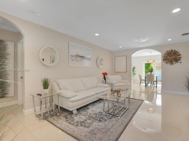 3-bedroom home for rent in Miami Gardens - 20560 NW 17th Ave - MondialRealty