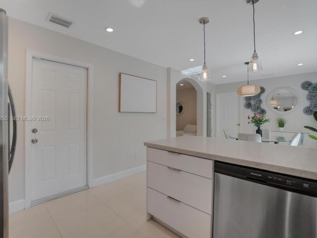 3-bedroom home for rent in Miami Gardens - 20560 NW 17th Ave - MondialRealty