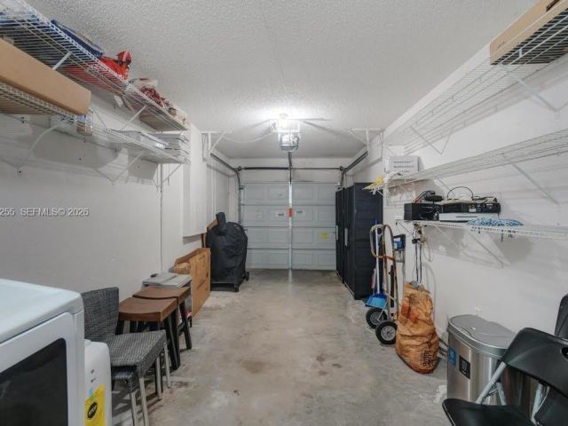 3-bedroom home for rent in Miami Gardens - 20560 NW 17th Ave - MondialRealty