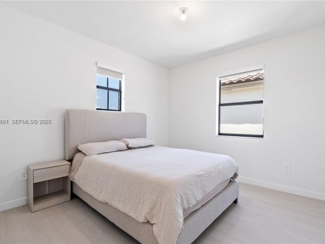 Home for rent at 11932 SW 241st Ter 11932 - photo 7458963