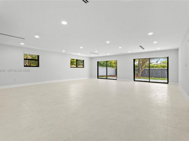 Home for sale at 11660 Canal Dr - photo 7525579