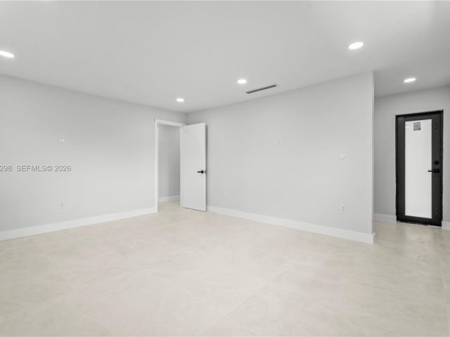 Home for sale at 11660 Canal Dr - photo 7525584