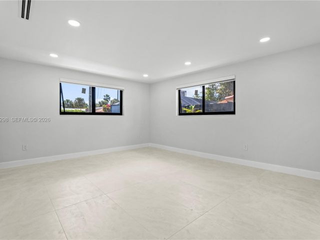 Home for sale at 11660 Canal Dr - photo 7525585