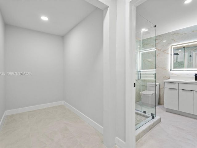 Home for sale at 11660 Canal Dr - photo 7525586