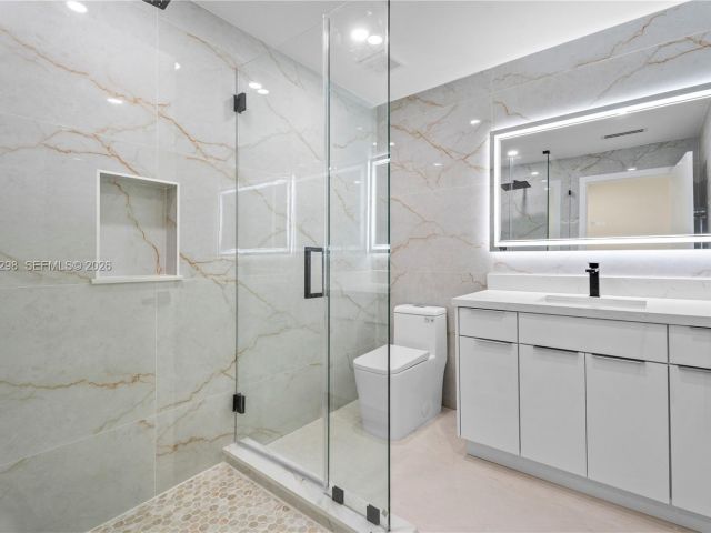 Home for sale at 11660 Canal Dr - photo 7525587