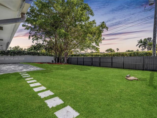 Home for sale at 11660 Canal Dr - photo 7525590