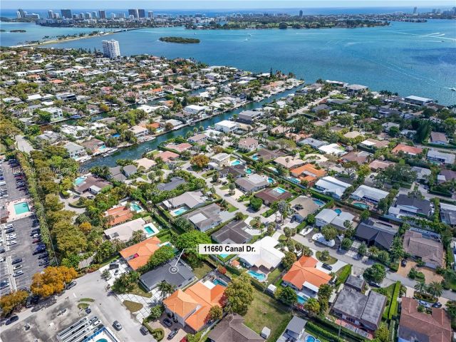 Home for sale at 11660 Canal Dr - photo 7525593