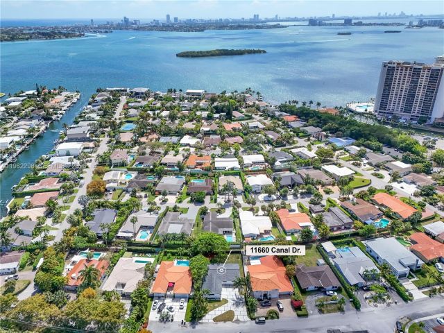 Home for sale at 11660 Canal Dr - photo 7525594