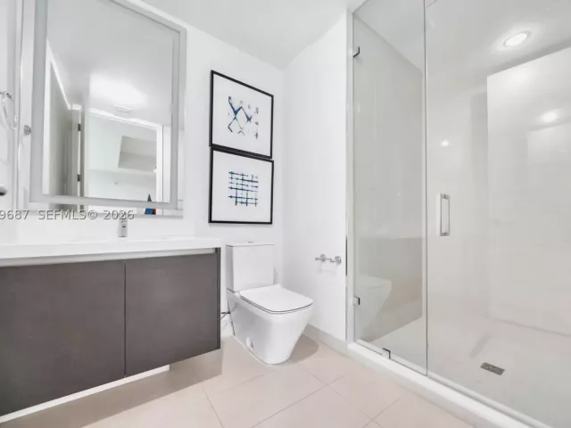 4-bedroom condo for rent in Miami - 851 NE 1st Avenue Penthouse 4612 - MondialRealty