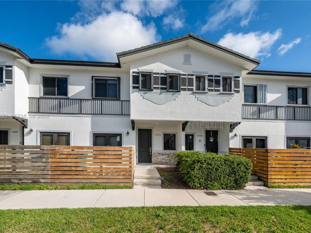 3-bedroom home for rent in Homestead - 13353 SW 250th Ter - MondialRealty