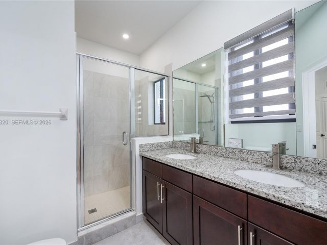 3-bedroom home for rent in Homestead - 13353 SW 250th Ter - MondialRealty