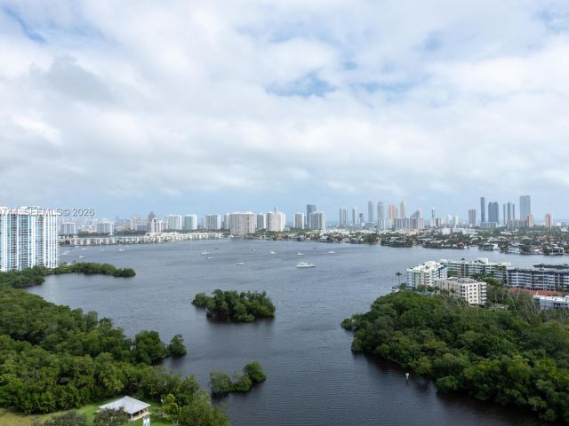 Apartment for rent  Unit #2304 - photo 7505219