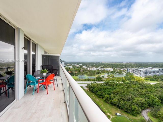 Apartment for rent  Unit #2304 - photo 7505220