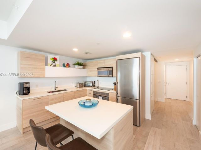 Apartment for rent  Unit #2304 - photo 7505226