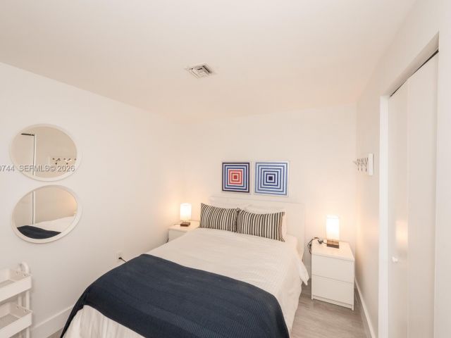 Apartment for rent  Unit #2304 - photo 7505228