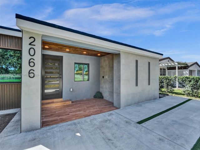 Home for rent at 2066 NE 174th St . - photo 7480796