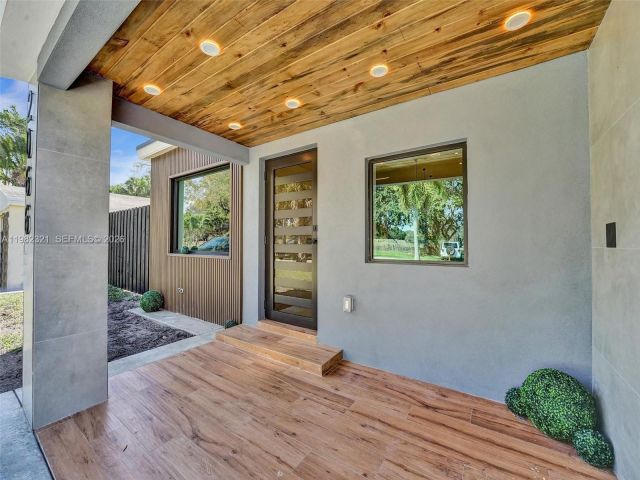 Home for rent at 2066 NE 174th St . - photo 7480799