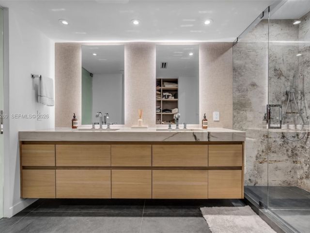 Apartment for sale  Unit #1035 - photo 7491727