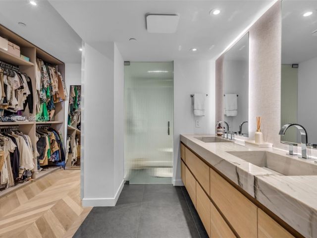 Apartment for sale  Unit #1035 - photo 7491728