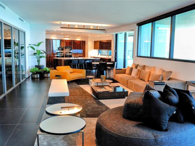 Apartment for sale  Unit #3005 - photo 7534471