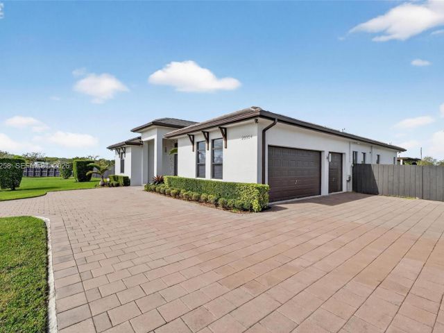 Home for sale at 28004 SW 169th Ct - photo 7458849