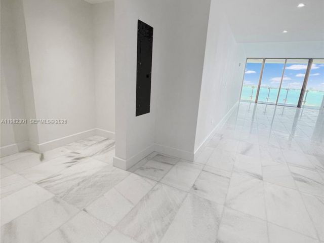 Apartment for rent  Unit #2303 - photo 7497707