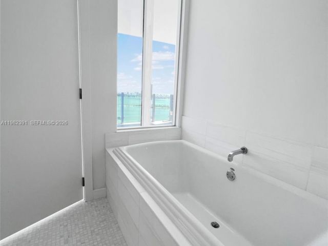 Apartment for rent  Unit #2303 - photo 7497712