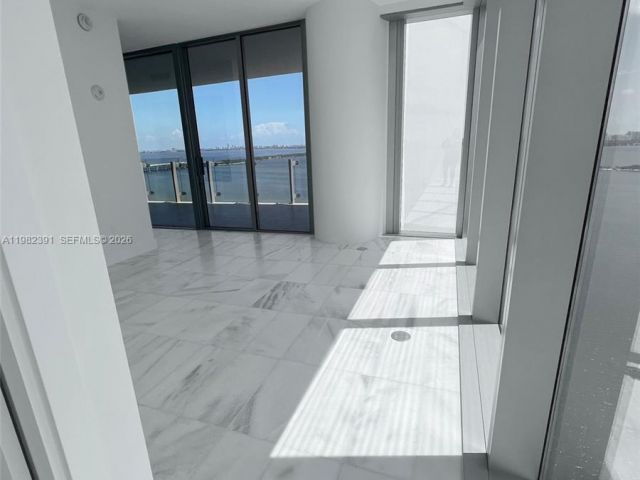 Apartment for rent  Unit #2303 - photo 7497714