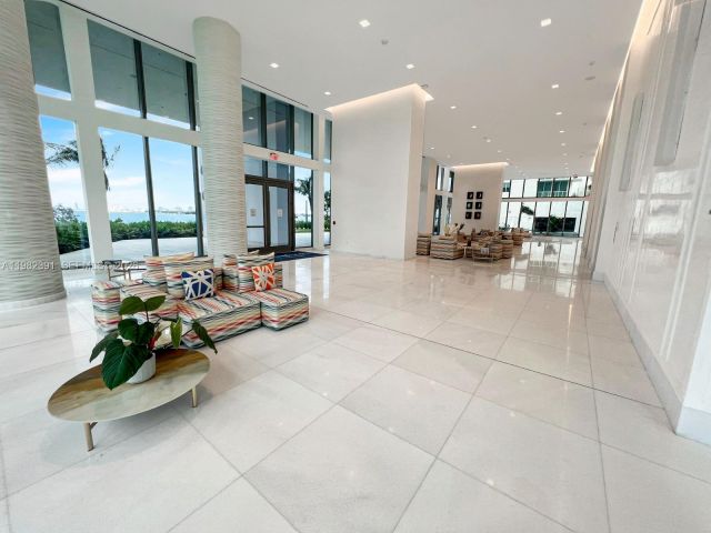 Apartment for rent  Unit #2303 - photo 7497721