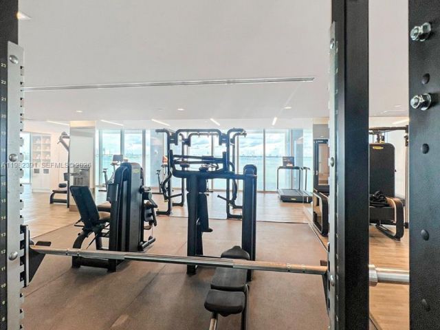 Apartment for rent  Unit #2303 - photo 7497723