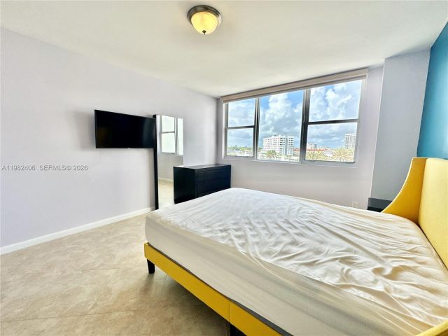 Apartment for rent  Unit #401 - photo 7501859