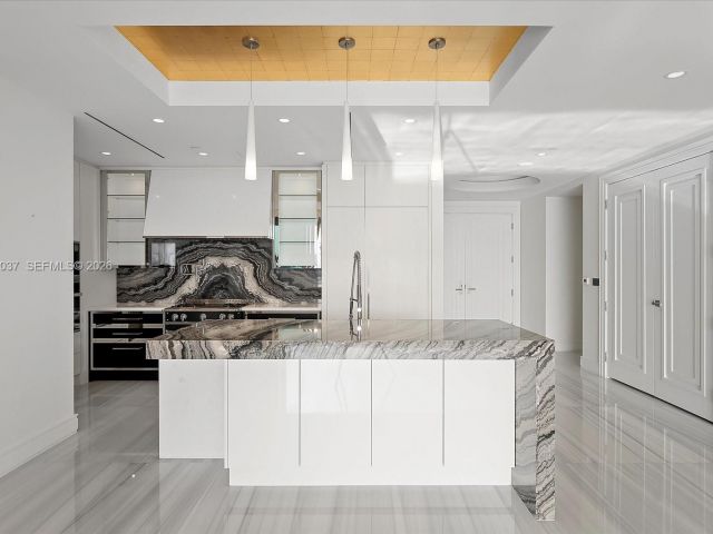 Apartment for sale  Unit #1506 - photo 7497432