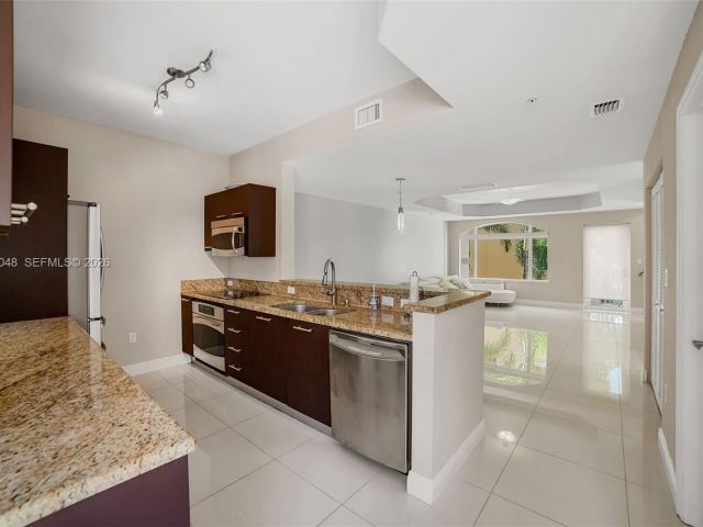 Home for rent at 2729 NE 184th Ln 2729 - photo 7476343