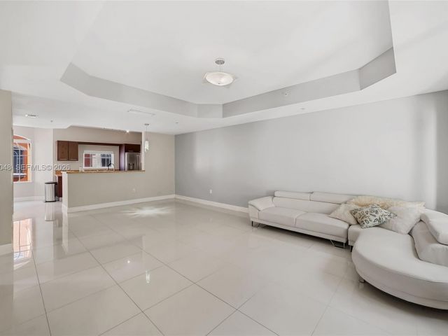 Home for rent at 2729 NE 184th Ln 2729 - photo 7476353