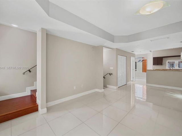 Home for rent at 2729 NE 184th Ln 2729 - photo 7476354