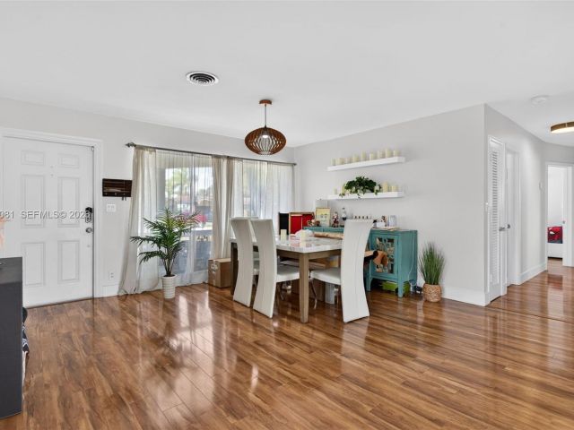 Home for sale at 2136 NE 56th Pl - photo 7481890