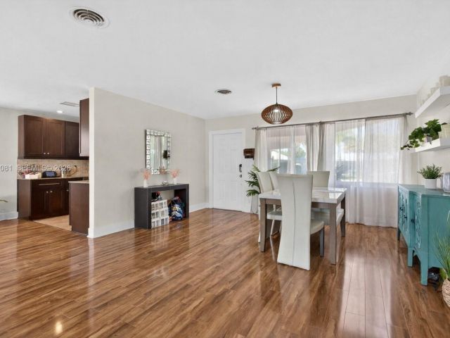 Home for sale at 2136 NE 56th Pl - photo 7481891