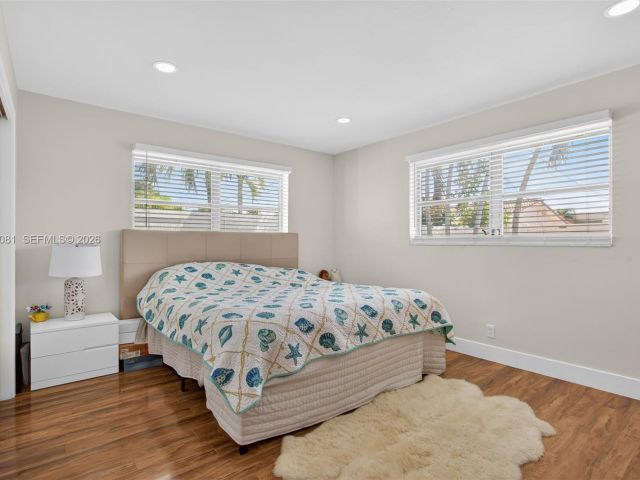 Home for sale at 2136 NE 56th Pl - photo 7481902