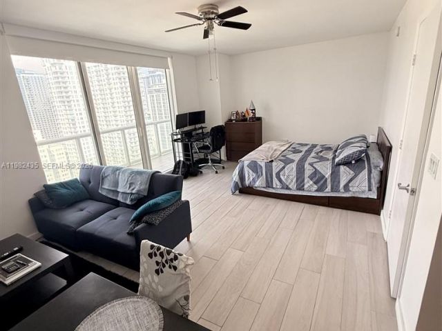 condo for rent in Miami - 50 Biscayne Blvd 2903 - MondialRealty