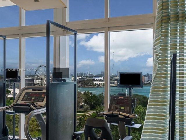 condo for rent in Miami - 50 Biscayne Blvd 2903 - MondialRealty