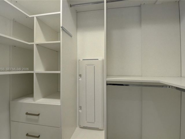 Home for rent at 155 E Boca Raton Rd TH1 - photo 7453240