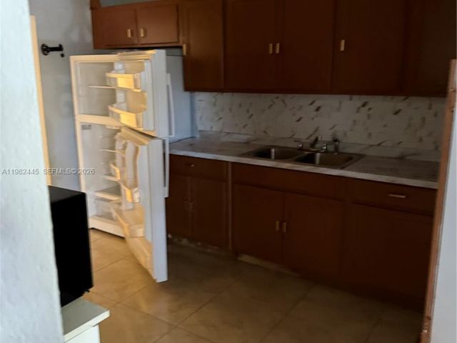 Home for rent at 18811 NW 24th Ave 0 - photo 7479856