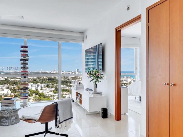 Apartment for rent  Unit #3208 - photo 7508819